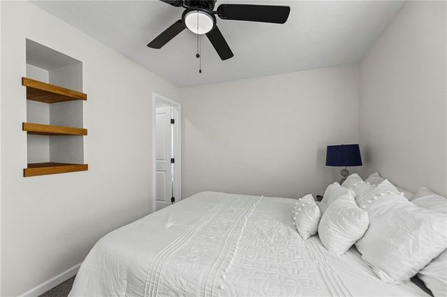 1323 E 21st Street, Lawrence, KS 66046