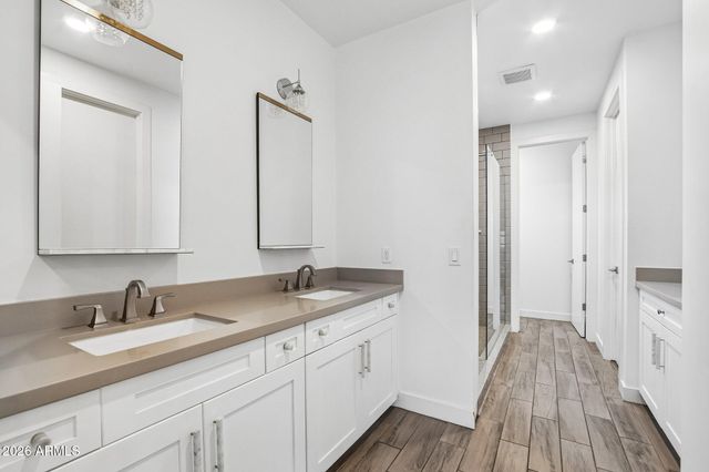 3200 N 39th Street 28, Phoenix, AZ 85018