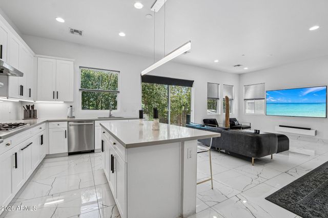 3200 N 39th Street 28, Phoenix, AZ 85018