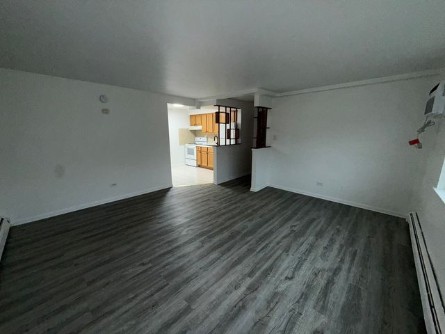 9595 Maple Drive GN, Rosemont, IL 60018