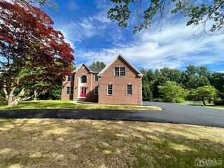 133 Old Beekman Road, South Brunswick, NJ 08852