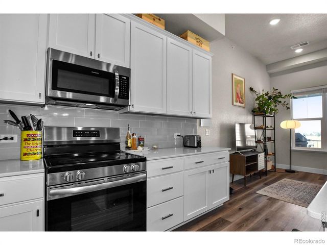 6826 School House Drive 203, Timnath, CO 80547
