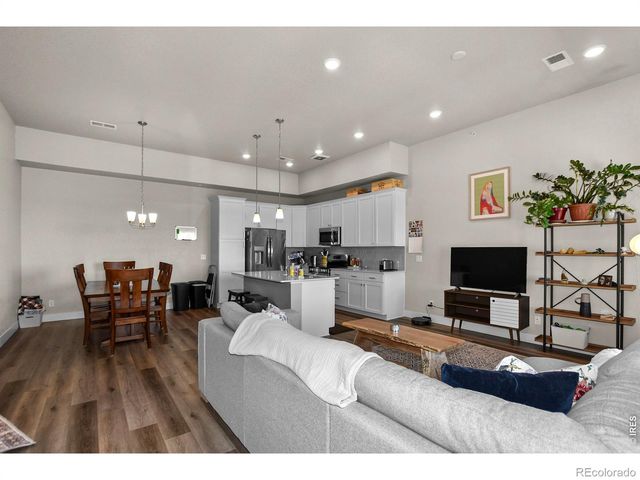 6826 School House Drive 203, Timnath, CO 80547