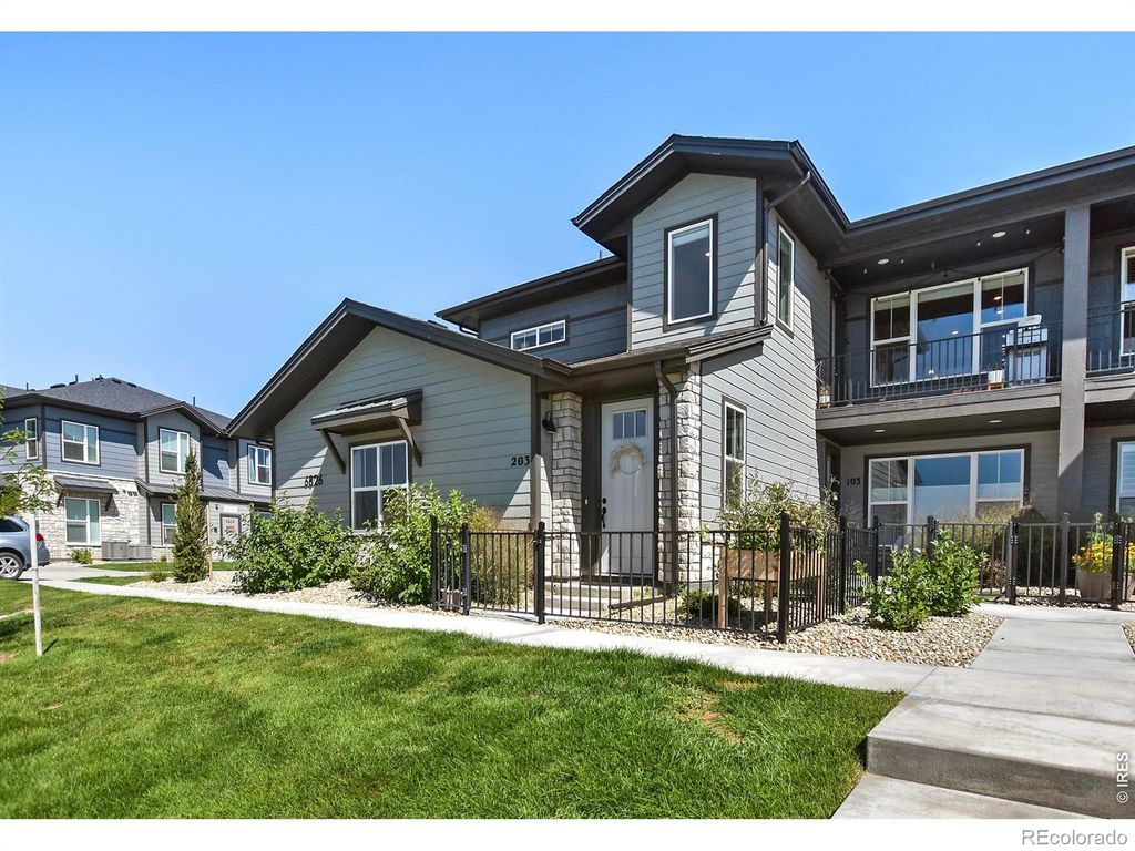 6826 School House Drive 203, Timnath, CO 80547