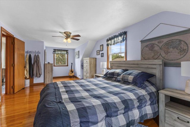 5632 Pershing BOULEVARD, Kenosha, WI 53144