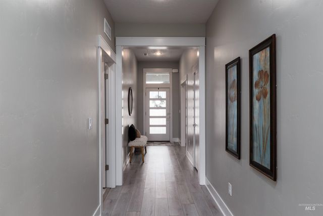 1618 W Tenzing St, Nampa, ID 83686