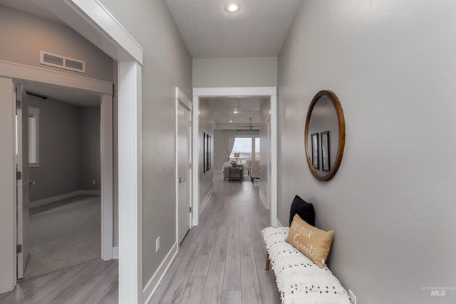 1618 W Tenzing St, Nampa, ID 83686