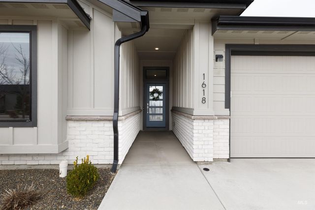 1618 W Tenzing St, Nampa, ID 83686