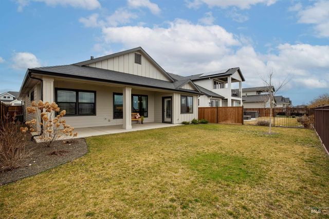 1618 W Tenzing St, Nampa, ID 83686