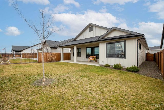 1618 W Tenzing St, Nampa, ID 83686