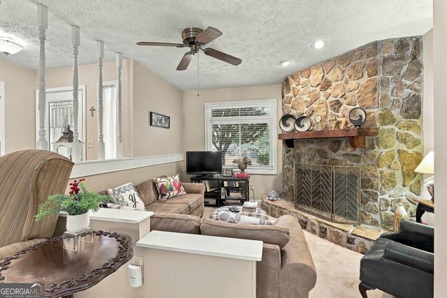 508 Raintree Hill, Peachtree City, GA 30269