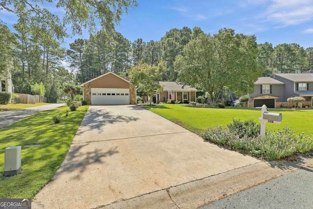 508 Raintree Hill, Peachtree City, GA 30269