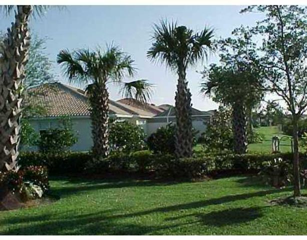 8984 SE Hawks Nest Court, Hobe Sound, FL 33455