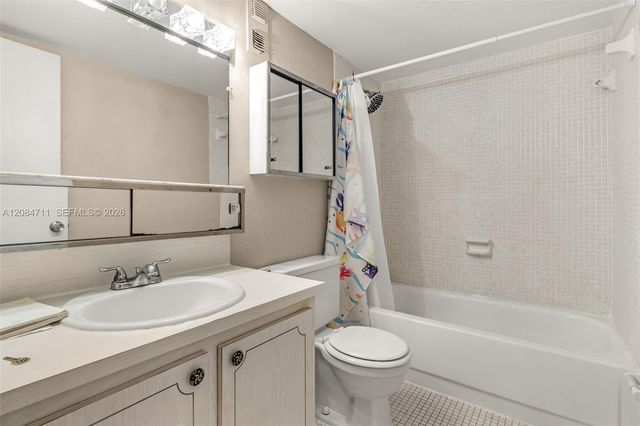 1700 NE 191st Street 508, Miami, FL 33179