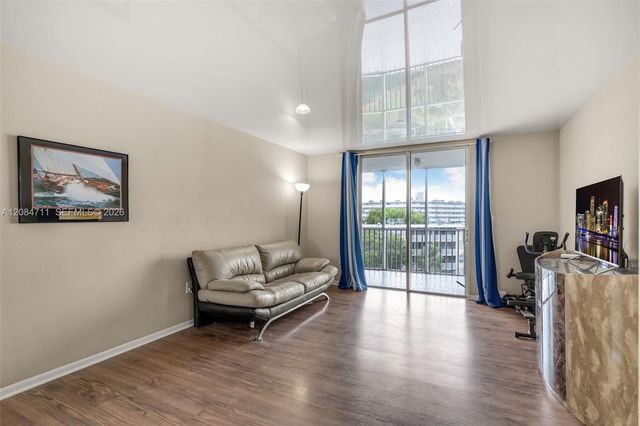 1700 NE 191st Street 508, Miami, FL 33179