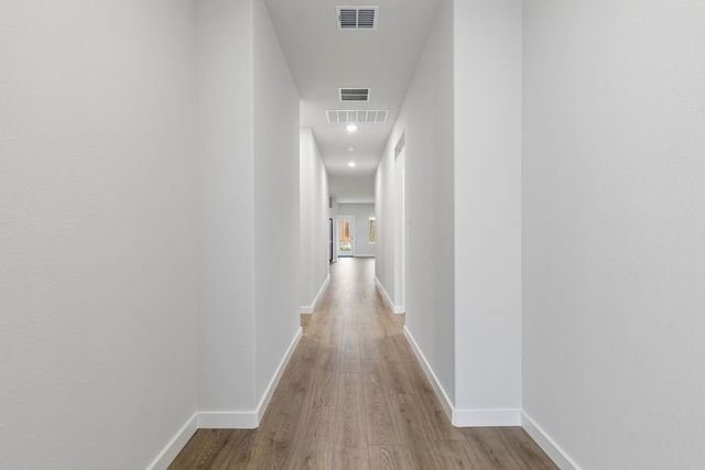 484 Hundred Acre Drive, Waxahachie, TX 75165