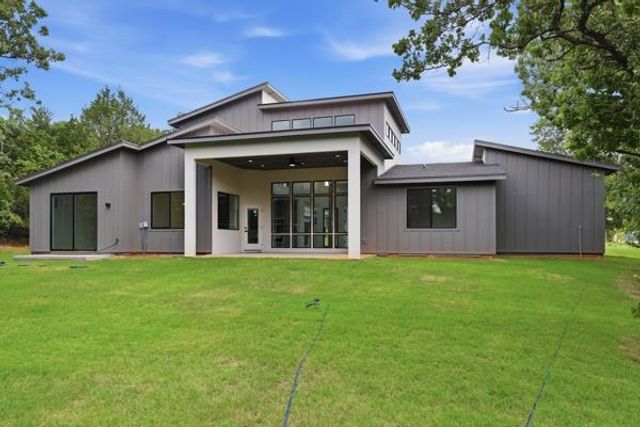 7717 Whitney Michel Drive, Oklahoma City, OK 73121