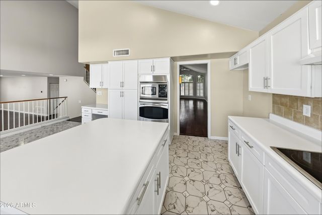 1202 E LIGHTHOUSE Court, Gilbert, AZ 85234