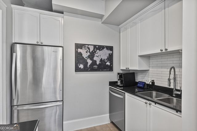 690 Piedmont Avenue NE 9, Atlanta, GA 30308