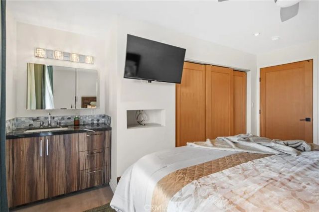 1479 Highgate, Los Angeles, CA 90042