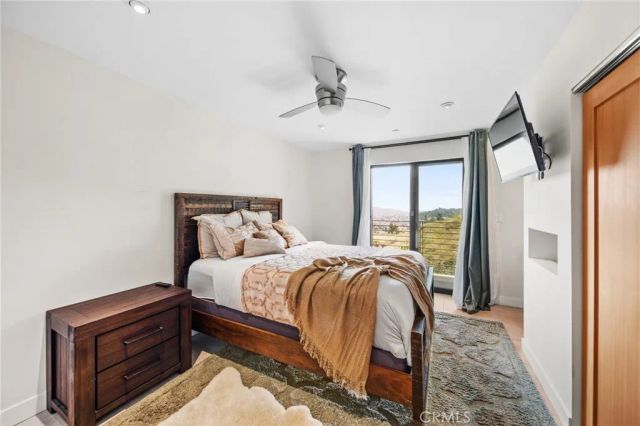 1479 Highgate, Los Angeles, CA 90042
