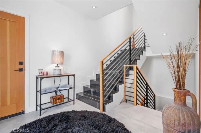 1479 Highgate, Los Angeles, CA 90042