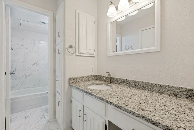 5626 Preston Oaks Road 38A, Dallas, TX 75254