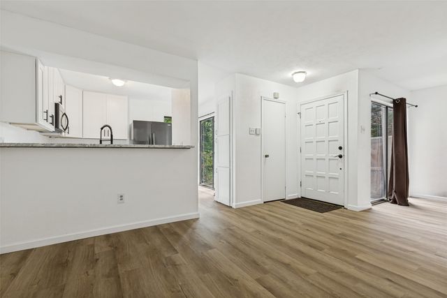 5626 Preston Oaks Road 38A, Dallas, TX 75254