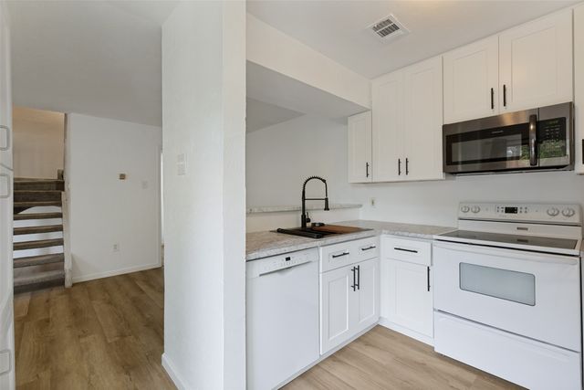 5626 Preston Oaks Road 38A, Dallas, TX 75254