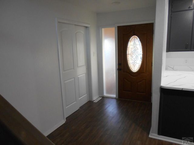 15 Circle Dr, La Junta, CO 81050