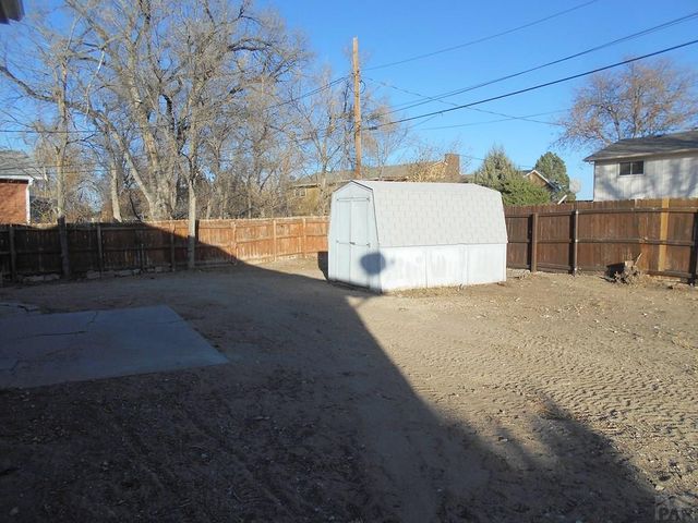 15 Circle Dr, La Junta, CO 81050