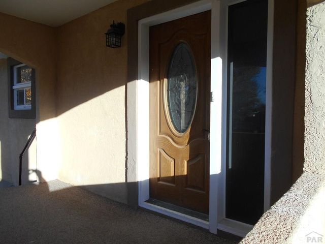 15 Circle Dr, La Junta, CO 81050