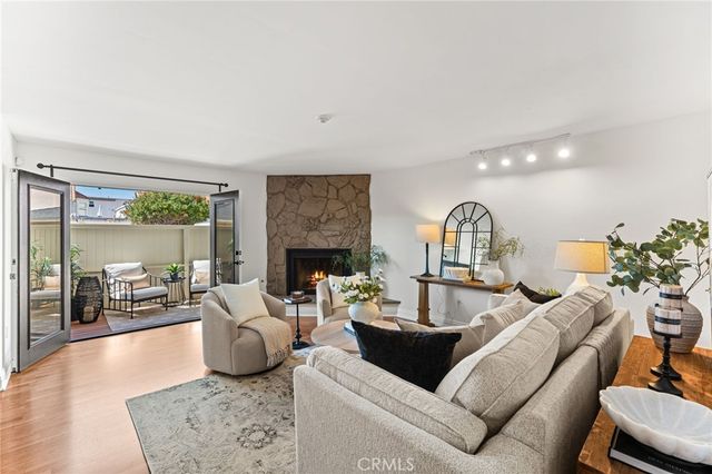 2611 Ruhland Avenue 3, Redondo Beach, CA 90278