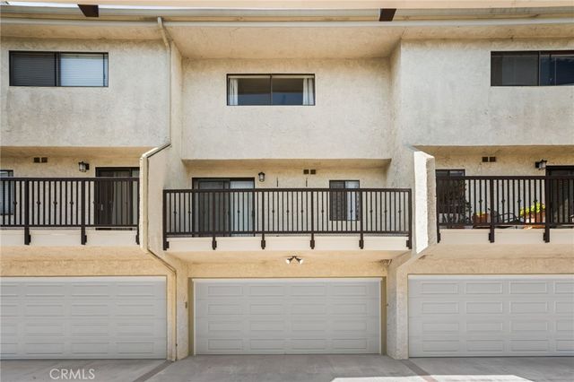 2611 Ruhland Avenue 3, Redondo Beach, CA 90278