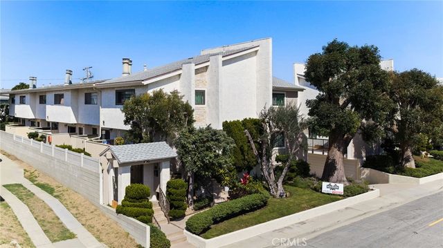 2611 Ruhland Avenue 3, Redondo Beach, CA 90278