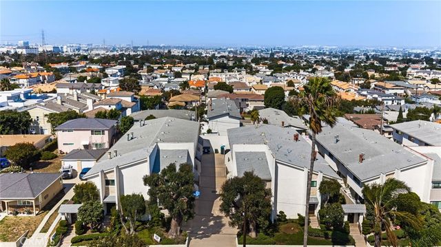 2611 Ruhland Avenue 3, Redondo Beach, CA 90278