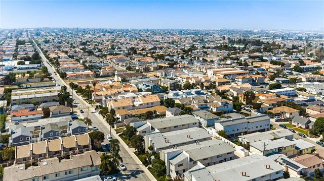 2611 Ruhland Avenue 3, Redondo Beach, CA 90278