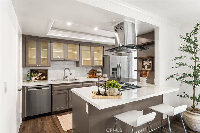 2611 Ruhland Avenue 3, Redondo Beach, CA 90278