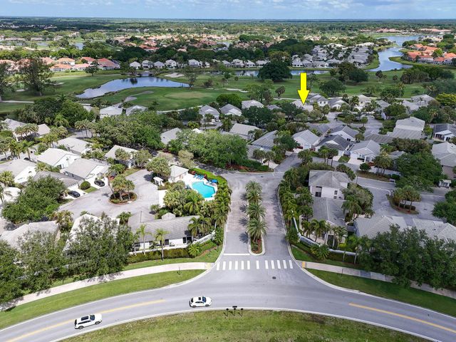 49 Admirals Court, Palm Beach Gardens, FL 33418