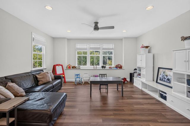 4823 Macardy Ct, Roseville, CA 95747