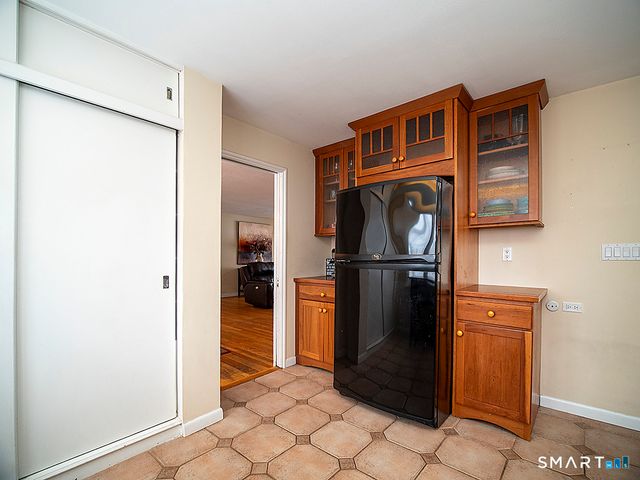 136 Knoll Drive, Hamden, CT 06518