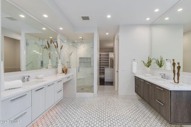 5501 E SANNA Street, Paradise Valley, AZ 85253