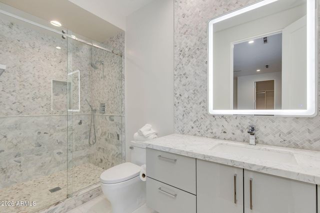 5501 E SANNA Street, Paradise Valley, AZ 85253