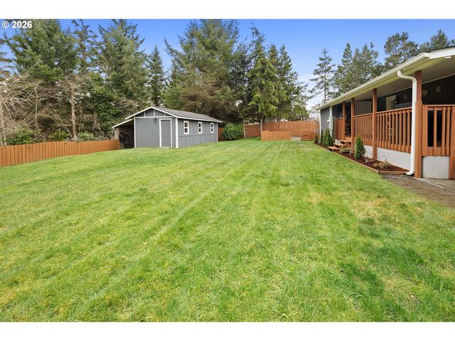 89695 Old Bog Rd, Warrenton, OR 97146
