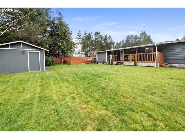 89695 Old Bog Rd, Warrenton, OR 97146