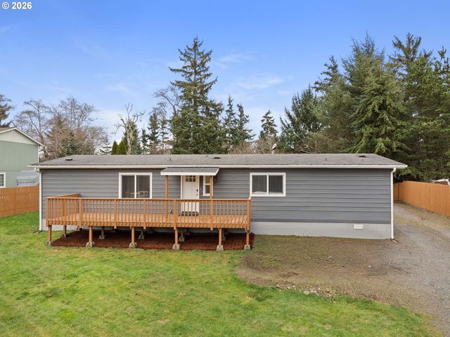 89695 Old Bog Rd, Warrenton, OR 97146