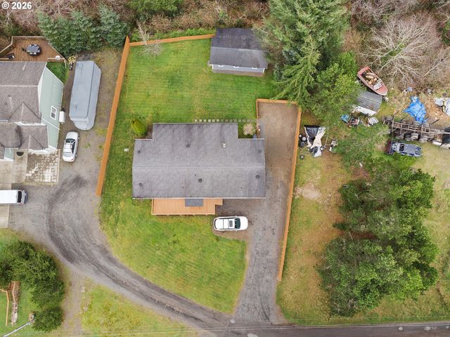 89695 Old Bog Rd, Warrenton, OR 97146