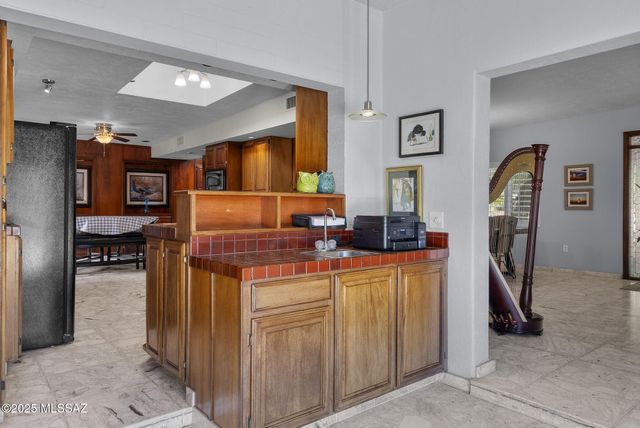 15 Calle Cielito, Tubac, AZ 85646