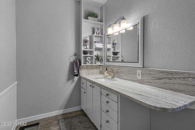 15 Calle Cielito, Tubac, AZ 85646