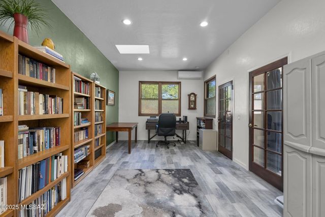 15 Calle Cielito, Tubac, AZ 85646